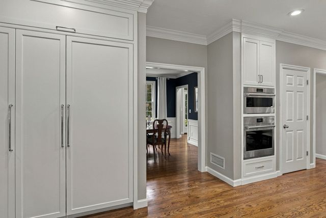 12 Daniel Shays Rd, Hopkinton, MA 01748