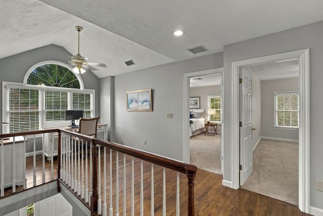 12 Daniel Shays Rd, Hopkinton, MA 01748