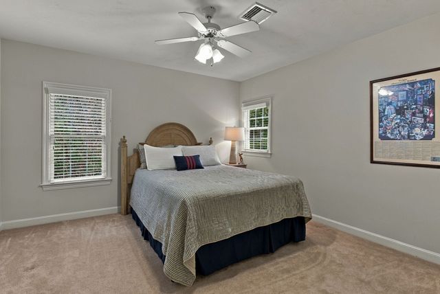 12 Daniel Shays Rd, Hopkinton, MA 01748