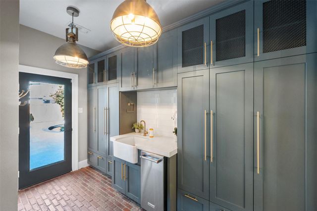 2311 Millvale Drive, Kingwood, TX 77345