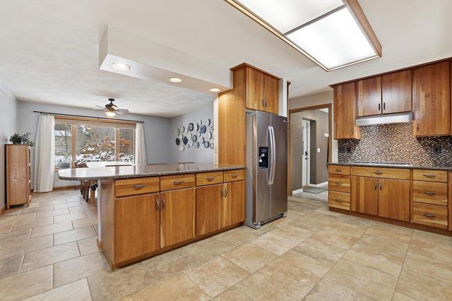 5427 OAKWOOD AVENUE, Stevens Point, WI 54482