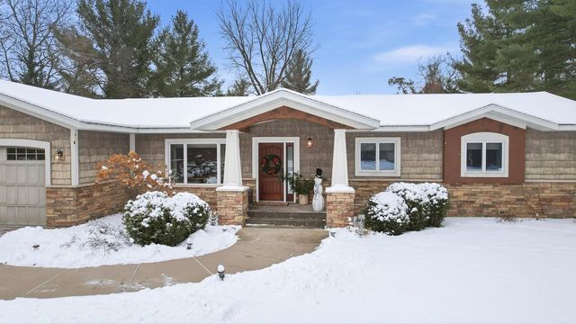 5427 OAKWOOD AVENUE, Stevens Point, WI 54482