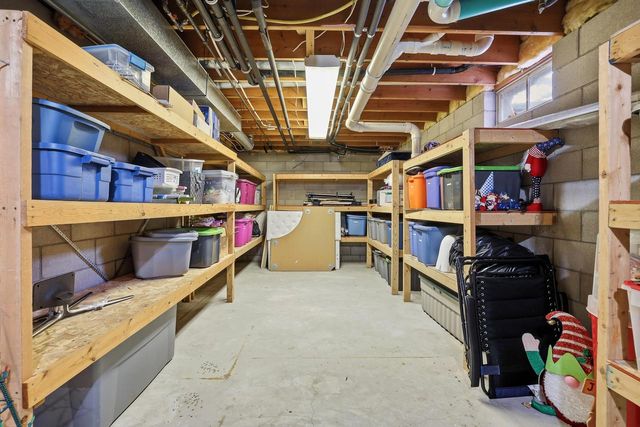 5427 OAKWOOD AVENUE, Stevens Point, WI 54482