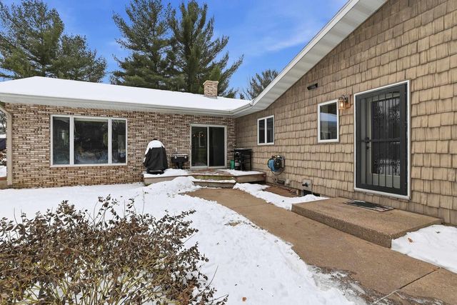 5427 OAKWOOD AVENUE, Stevens Point, WI 54482