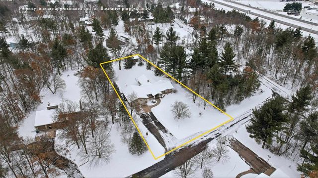 5427 OAKWOOD AVENUE, Stevens Point, WI 54482