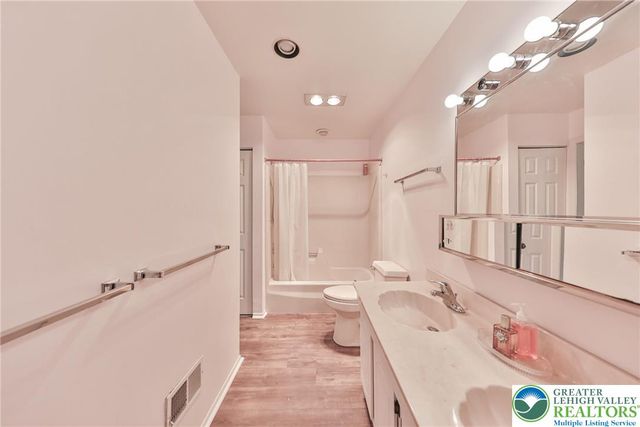 203 Cathy Ann Drive, Exeter Twp, PA 19606