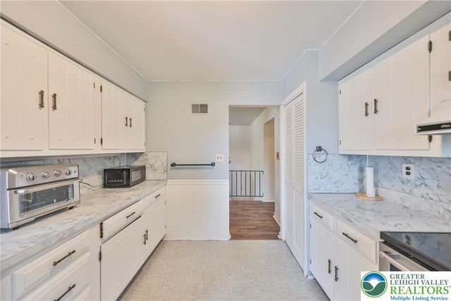 203 Cathy Ann Drive, Exeter Twp, PA 19606