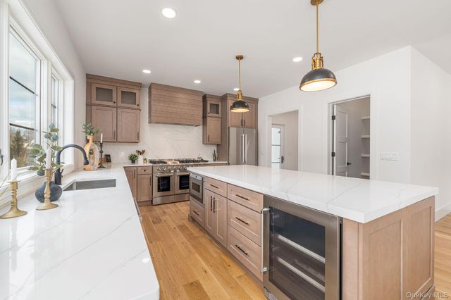 2045 Willow Drive, East Marion, NY 11939