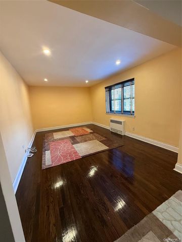 102-25 67th Road 4D, Forest Hills, NY 11375