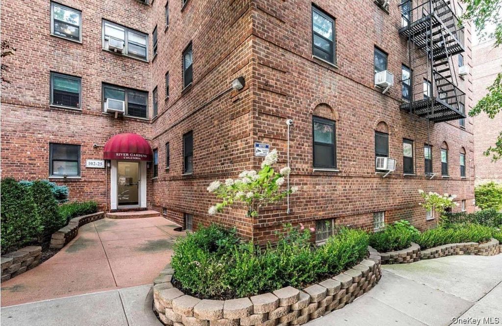 102-25 67th Road 4D, Forest Hills, NY 11375
