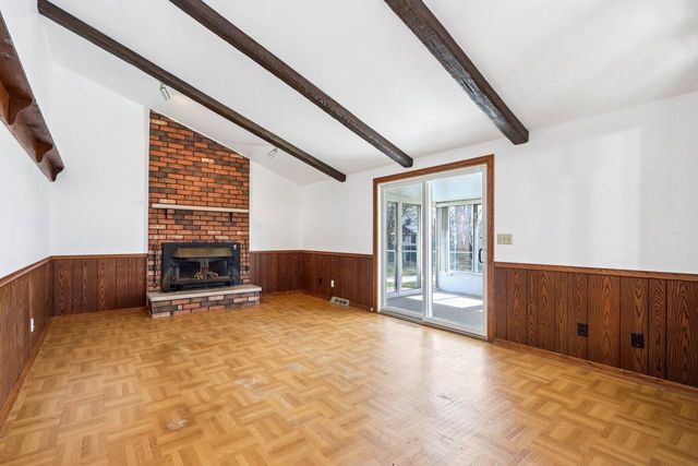 18215 Parish DRIVE, Brookfield, WI 53045