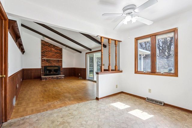 18215 Parish DRIVE, Brookfield, WI 53045