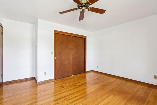 18215 Parish DRIVE, Brookfield, WI 53045