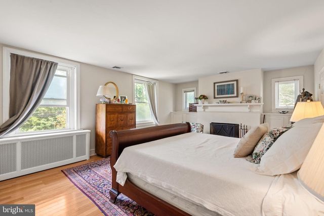 12 ALEXIS LN, Malvern, PA 19355