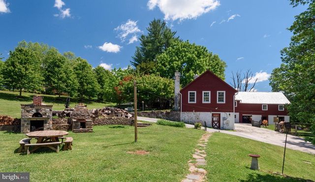12 ALEXIS LN, Malvern, PA 19355