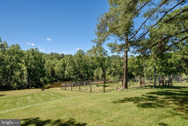 12 ALEXIS LN, Malvern, PA 19355
