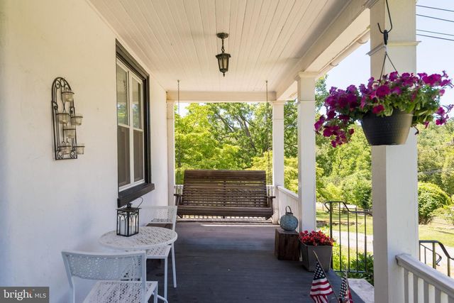 12 ALEXIS LN, Malvern, PA 19355