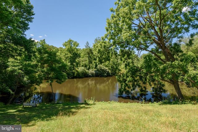 12 ALEXIS LN, Malvern, PA 19355