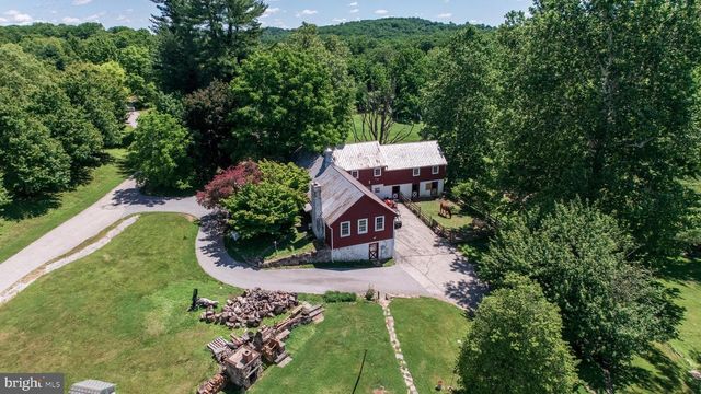 12 ALEXIS LN, Malvern, PA 19355