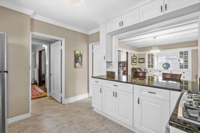 4477 Murray AVENUE, Shorewood, WI 53211