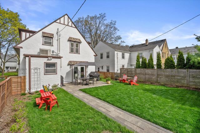 4477 Murray AVENUE, Shorewood, WI 53211