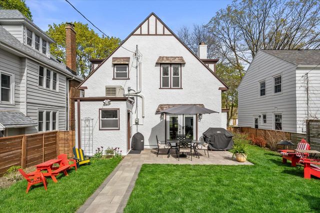 4477 Murray AVENUE, Shorewood, WI 53211