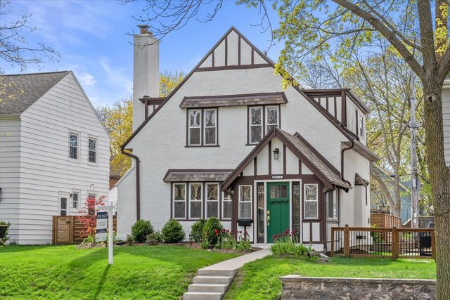 4477 Murray AVENUE, Shorewood, WI 53211