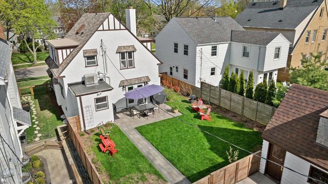 4477 Murray AVENUE, Shorewood, WI 53211
