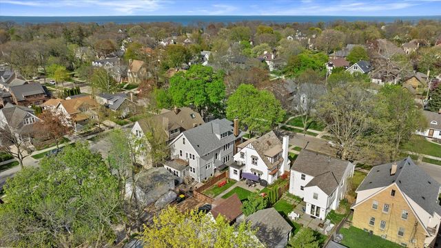 4477 Murray AVENUE, Shorewood, WI 53211