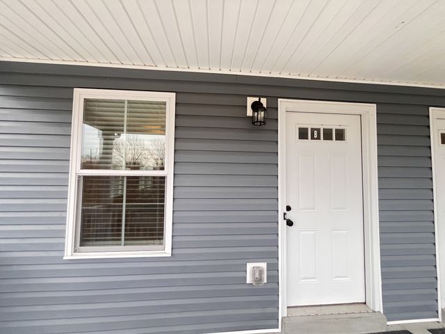 114 Valley View Cir Apt B, Clarksville, TN 37040