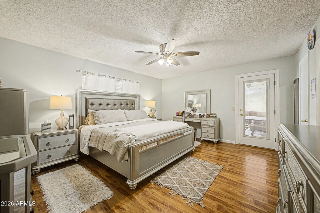 Image 14 of property listing at 6021 N 10TH Street, Phoenix, AZ 85014