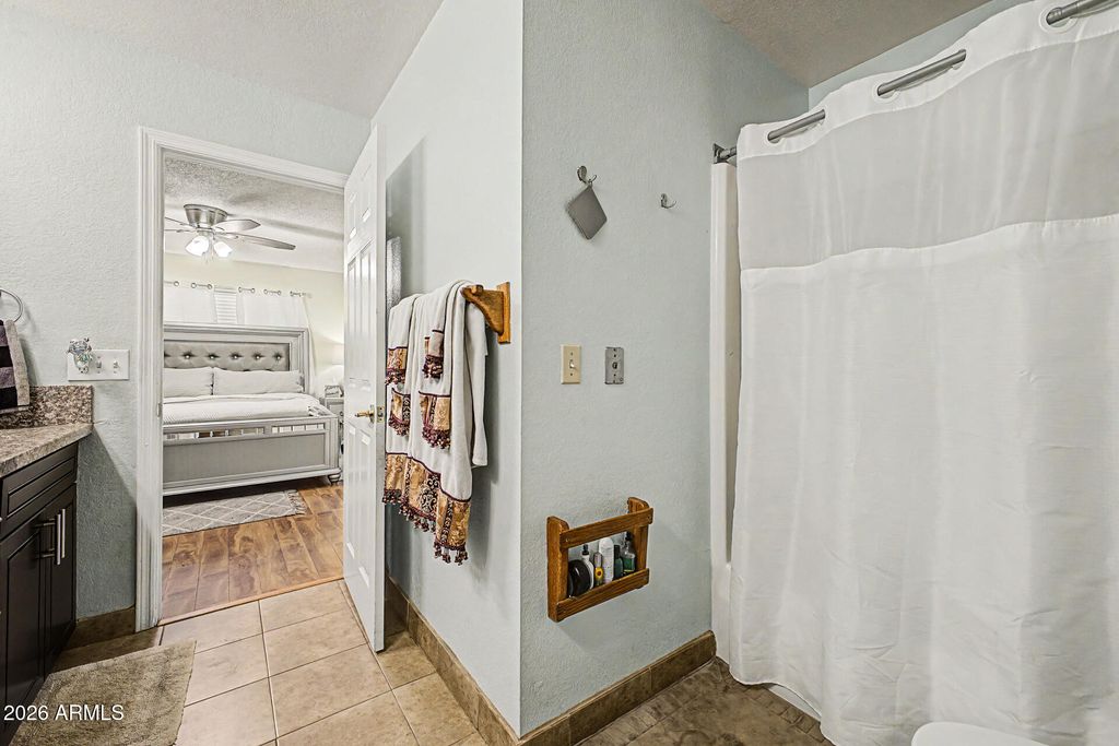 Image 18 of property listing at 6021 N 10TH Street, Phoenix, AZ 85014