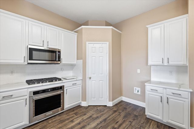 5541 Cranberry Drive, Fort Worth, TX 76137