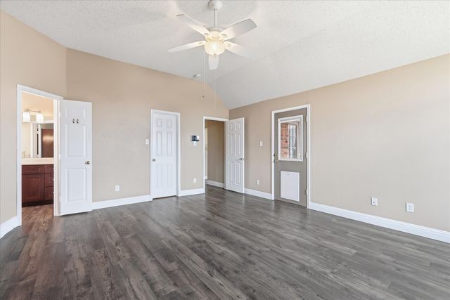 5541 Cranberry Drive, Fort Worth, TX 76137