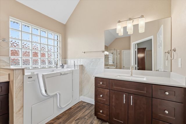 5541 Cranberry Drive, Fort Worth, TX 76137