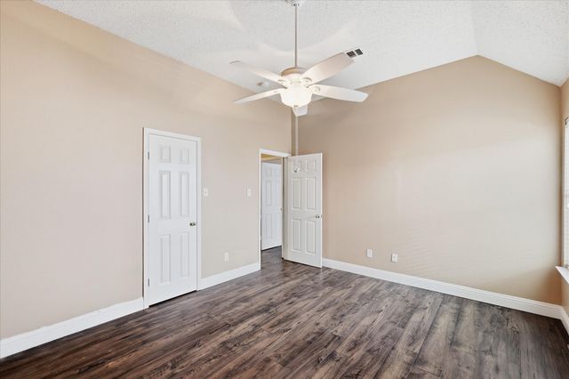 5541 Cranberry Drive, Fort Worth, TX 76137