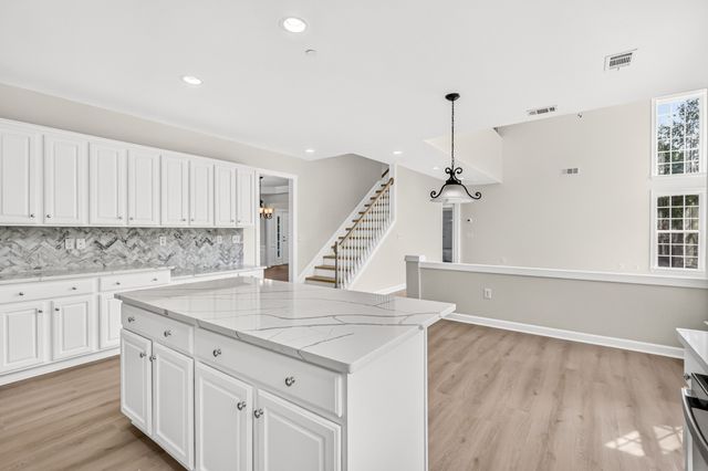 2013 Delaware Dr, Nolensville, TN 37135
