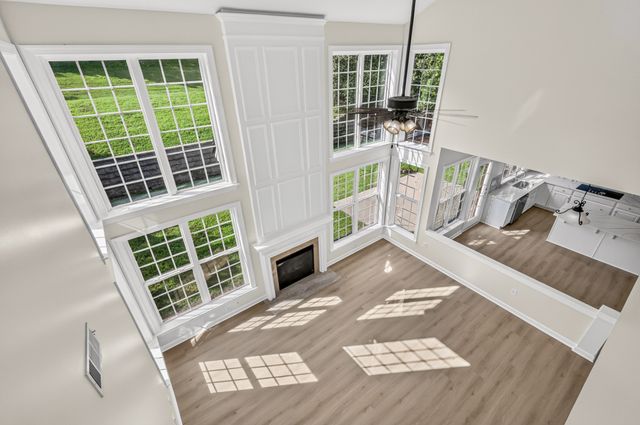 2013 Delaware Dr, Nolensville, TN 37135