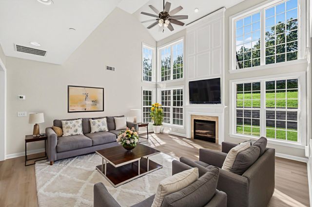 2013 Delaware Dr, Nolensville, TN 37135