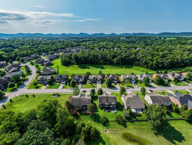 2013 Delaware Dr, Nolensville, TN 37135