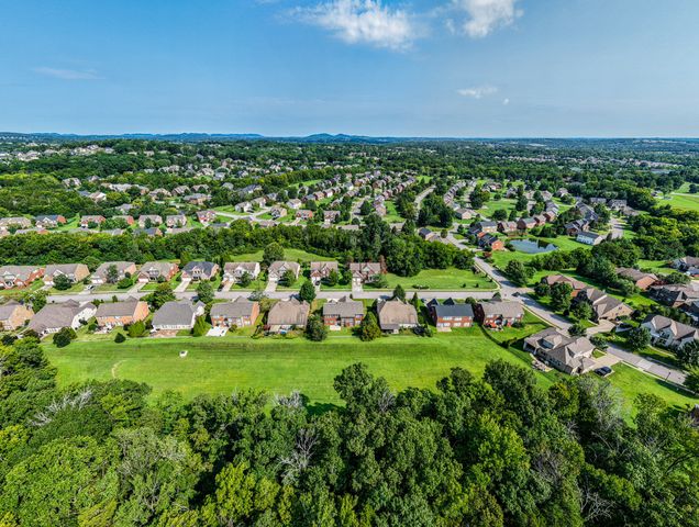2013 Delaware Dr, Nolensville, TN 37135