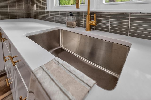 314 Ashley Drive, Summerville, SC 29485