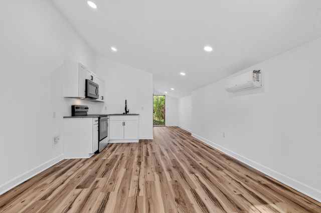 314 Ashley Drive, Summerville, SC 29485