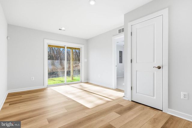 1017 VENIFENA TER SE, Leesburg, VA 20175