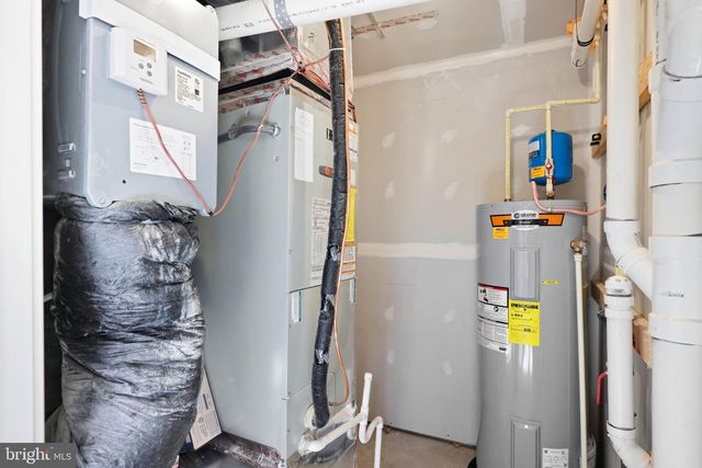 1017 VENIFENA TER SE, Leesburg, VA 20175