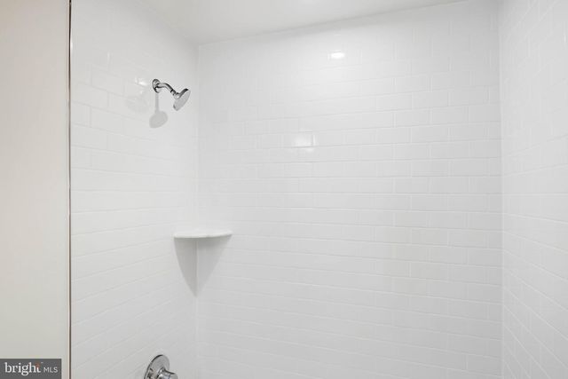 1017 VENIFENA TER SE, Leesburg, VA 20175