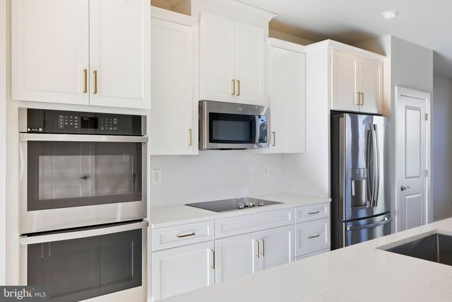 1017 VENIFENA TER SE, Leesburg, VA 20175