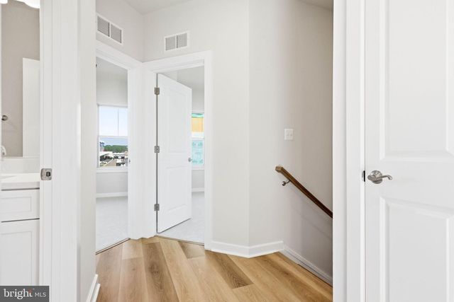 1017 VENIFENA TER SE, Leesburg, VA 20175