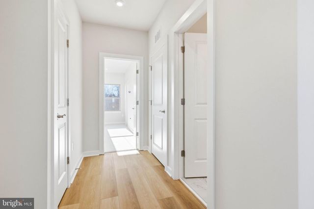 1017 VENIFENA TER SE, Leesburg, VA 20175