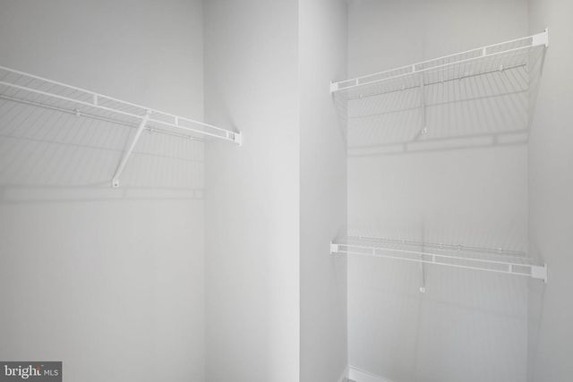 1017 VENIFENA TER SE, Leesburg, VA 20175